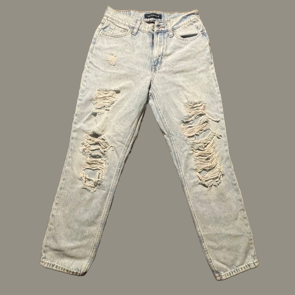 Ripped Aeropostale mom jeans